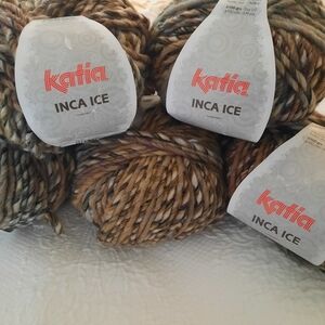 Lot of 6 Balls of KATIA INCA ICE 100g Super Bulky Color 301